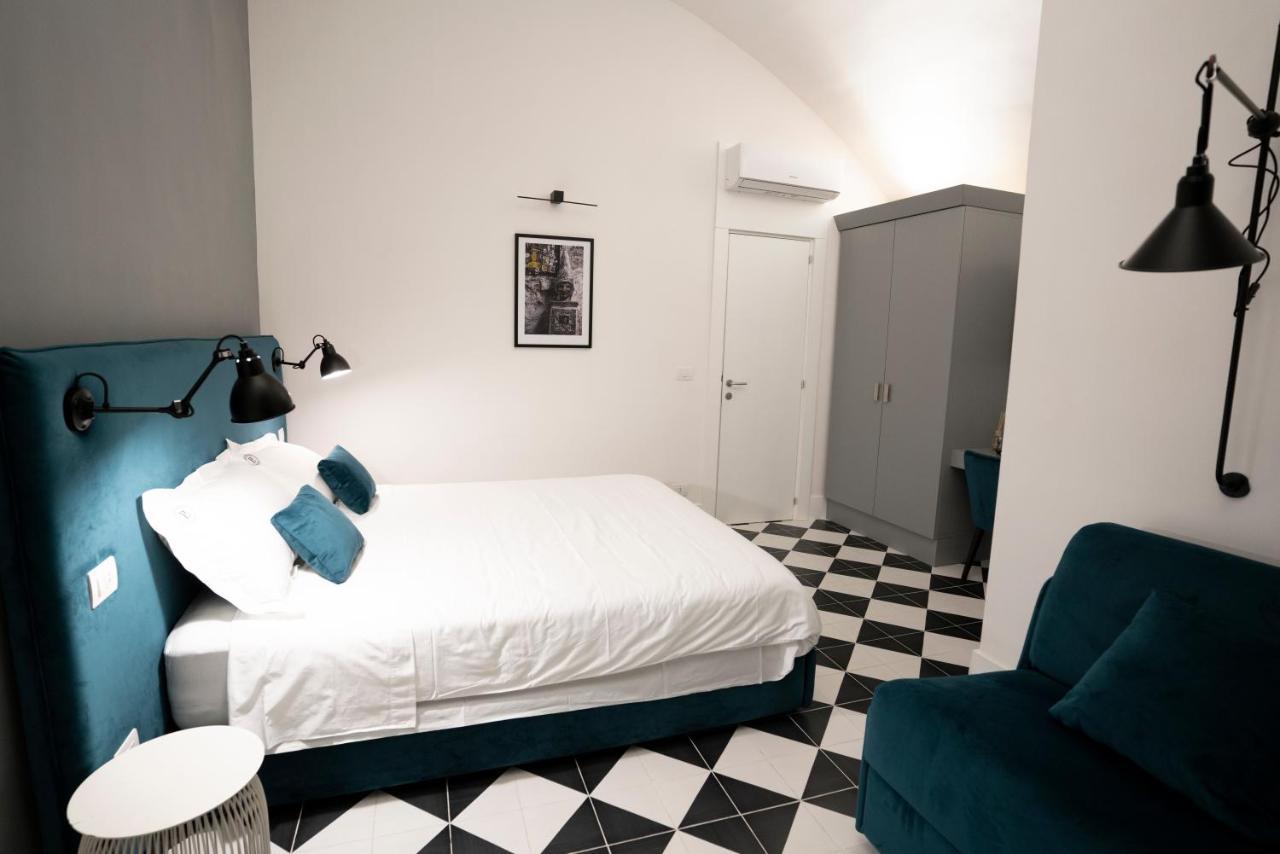 Pulcinella Suite Napels Buitenkant foto