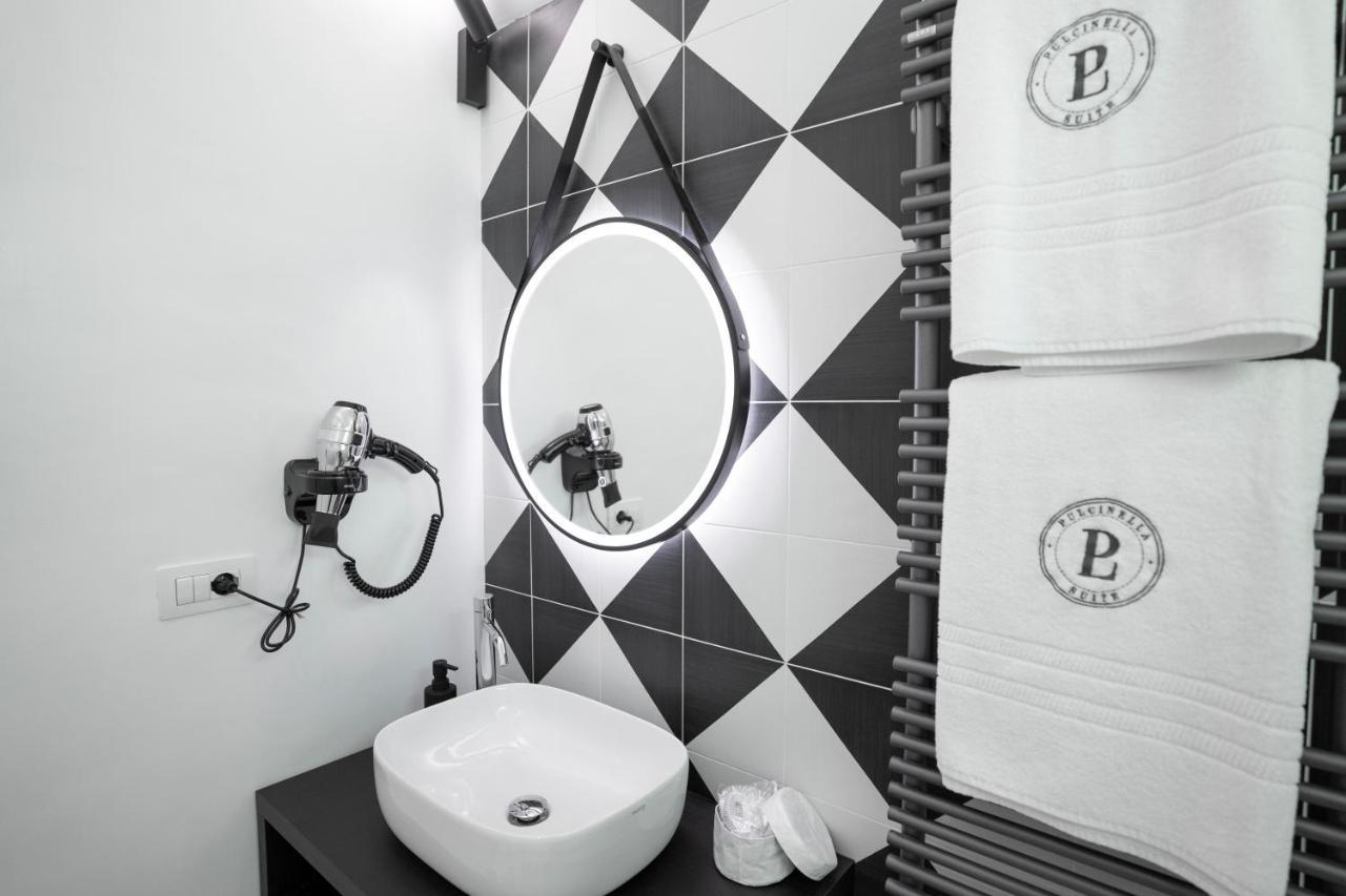 Pulcinella Suite Napels Buitenkant foto