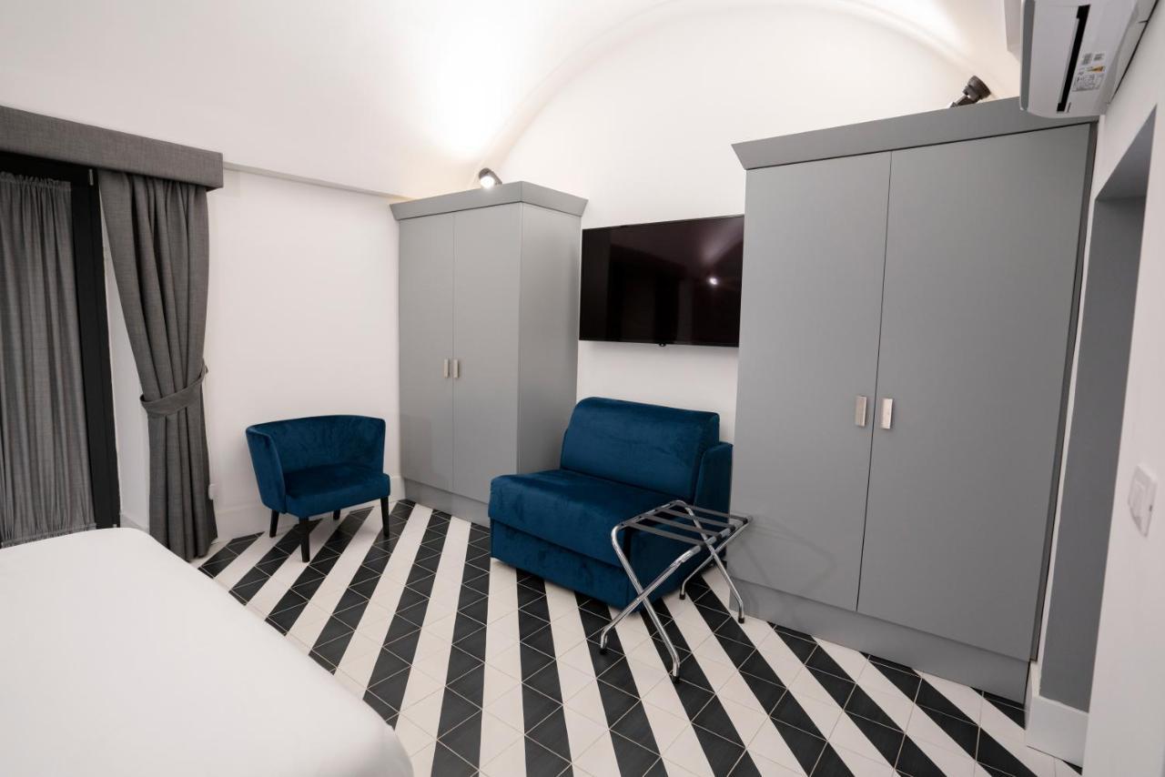 Pulcinella Suite Napels Buitenkant foto